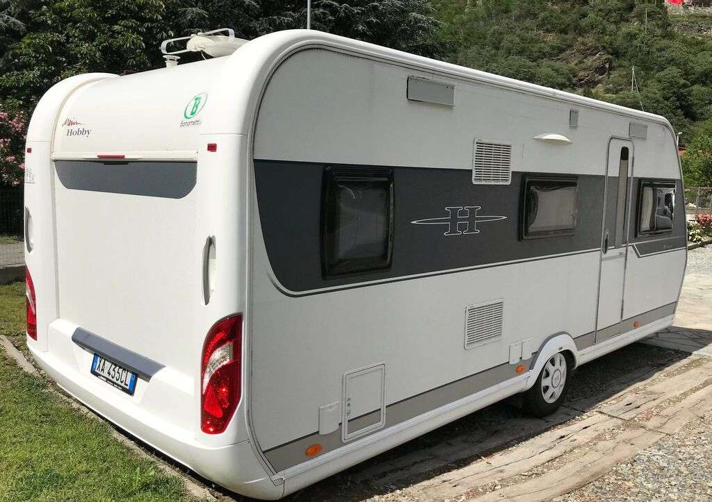 HOBBY De Luxe 545 KMP / camperizzata / con Mover caravan - Photo 2